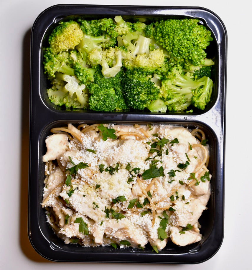 Chicken Alfredo Pasta with Broccoli