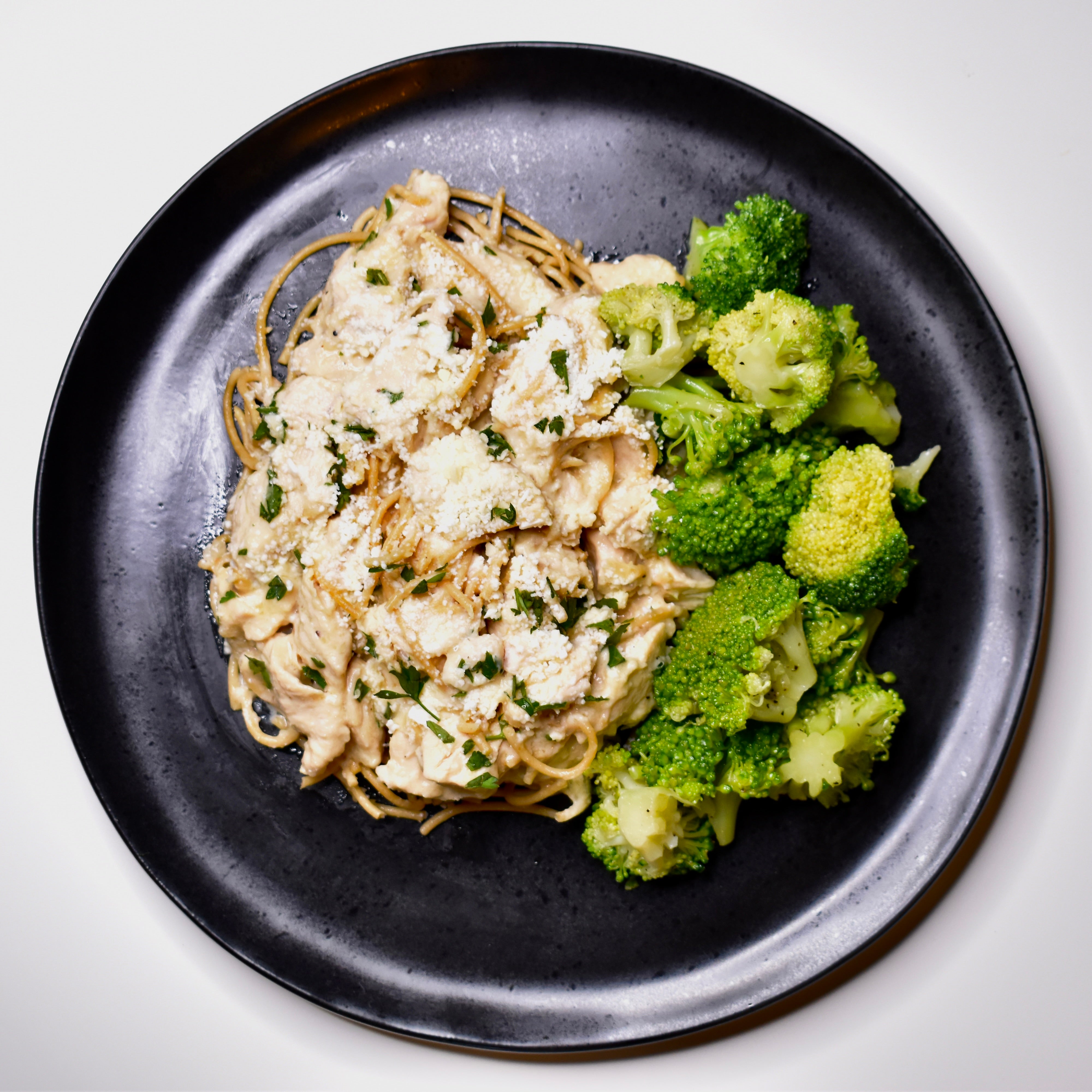 Chicken Alfredo Pasta with Broccoli