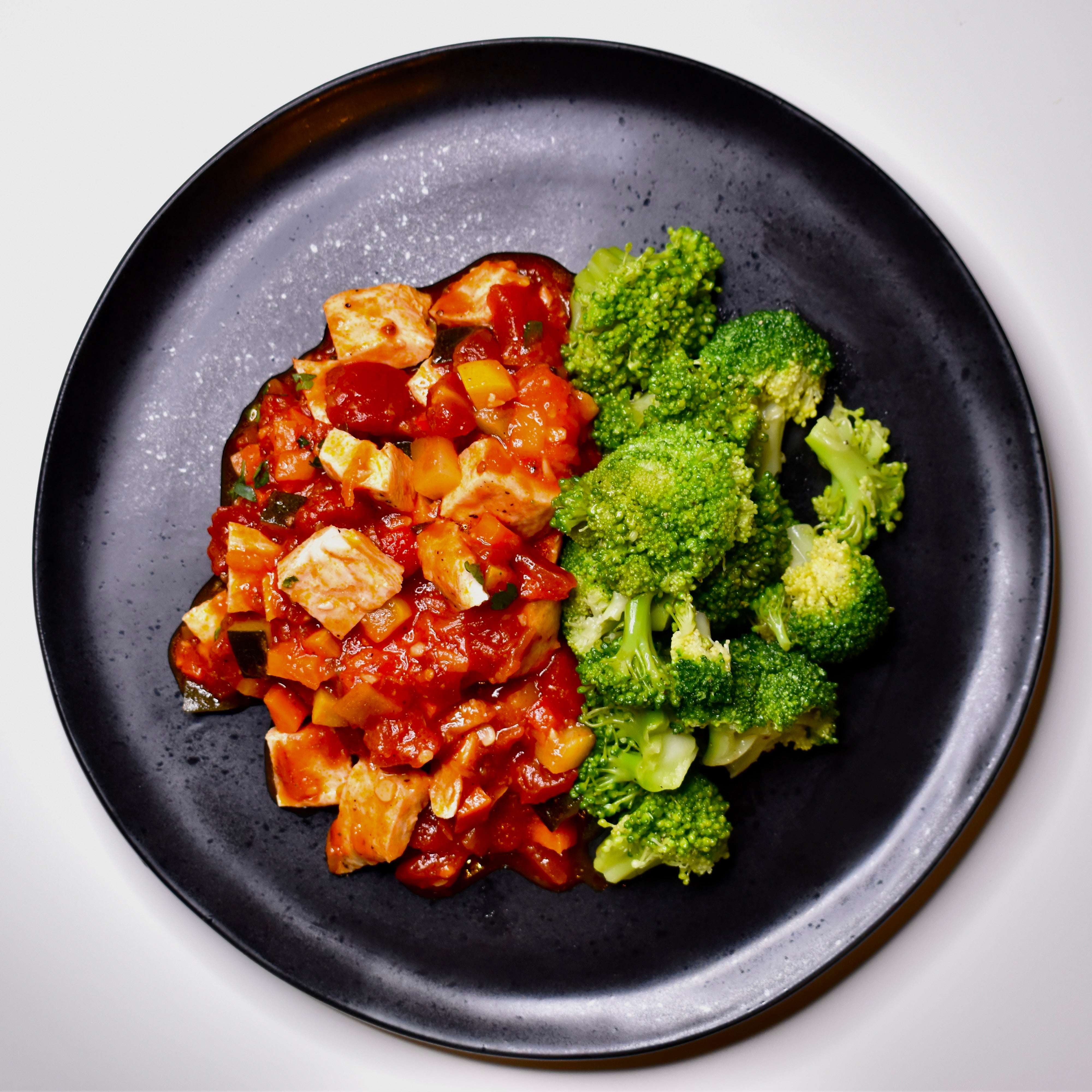 Chicken Cacciatore with Broccoli